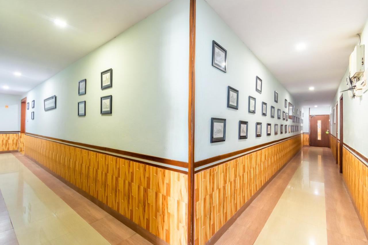 Opiam B&B A Business Hotel 加尔各答 外观 照片